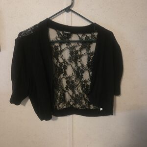 Torrid Black lace 3/4 sleeve sweater shrug 3